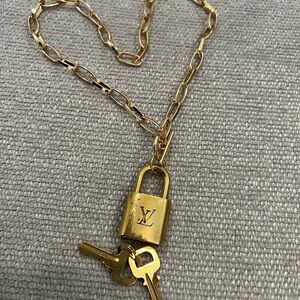 Louis Vuitton Gold Cadenas